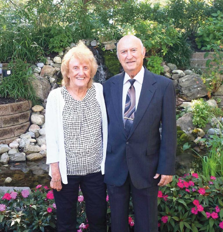 Couple celebrates 60th wedding anniversary