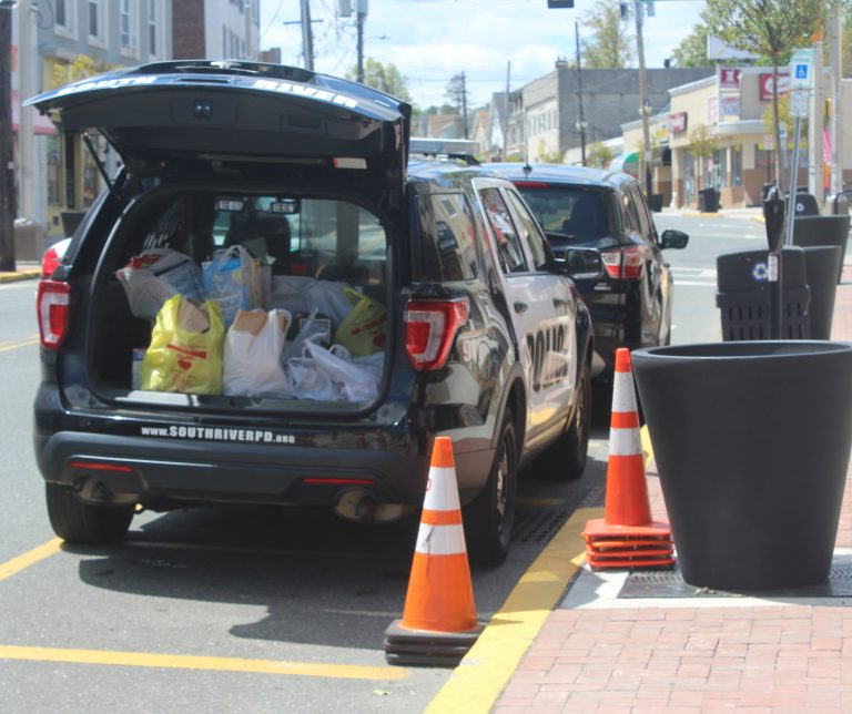 South River ‘Cram the Cruiser’ event turns into ‘cram the food bank’
